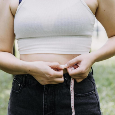 HOW TO MAKE SUSTAINABLE CHANGES FOR LONG-TERM WEIGHT LOSS