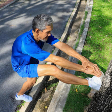 CROSS TRAINING FOR SENIORS: IMPROVE MOBILITY AND STRENGTH