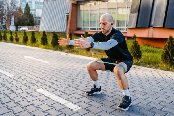 Comparing Exercise Straps for Weightlifting vs. Calisthenics