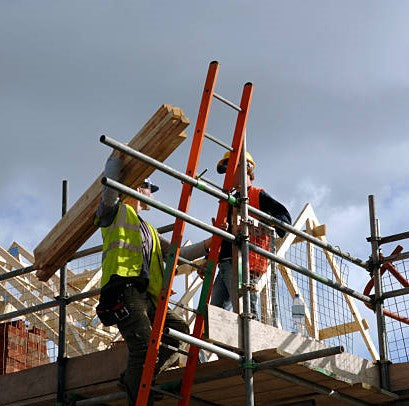 HEAVY-DUTY PULLING AND LIFTING STRAPS FOR CONSTRUCTION JOBS