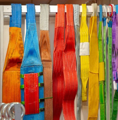 HOW TO CHOOSE THE RIGHT SECURING STRAP FOR EVERY TASK