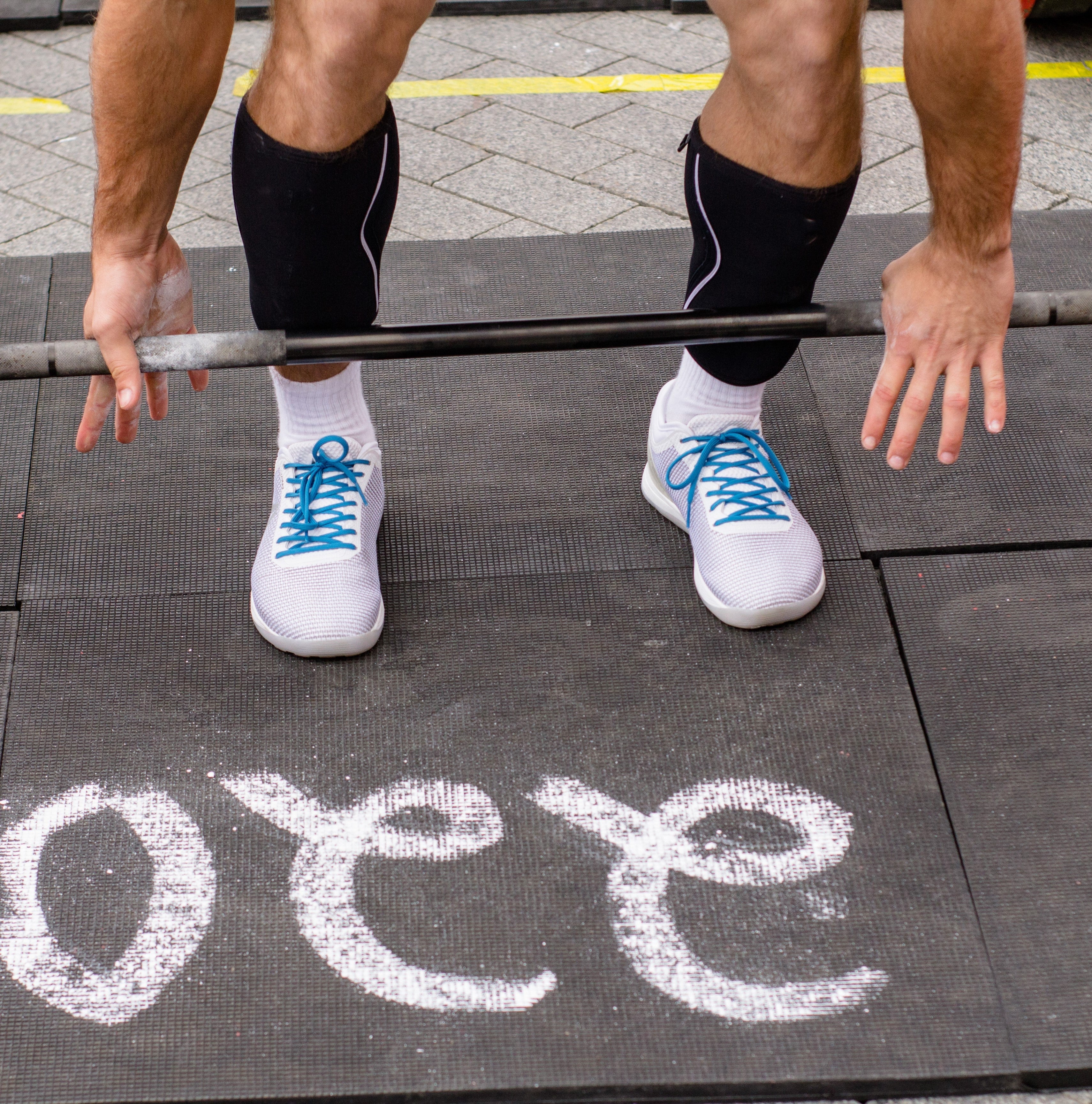 WEIGHTLIFTING CHALK: HOW AND WHY TO USE IT