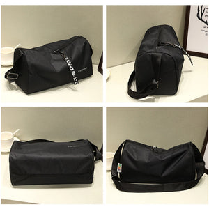 Portable Yoga Gym Sports Bag Multifunction Outdoor Fitness Gym Bags Fashion Travel Handbag Adjustable Strap for Weekend Training